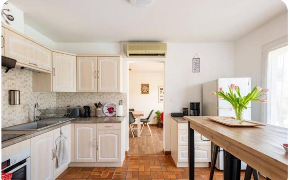 Gite Chez Monette Nance Екстериор снимка